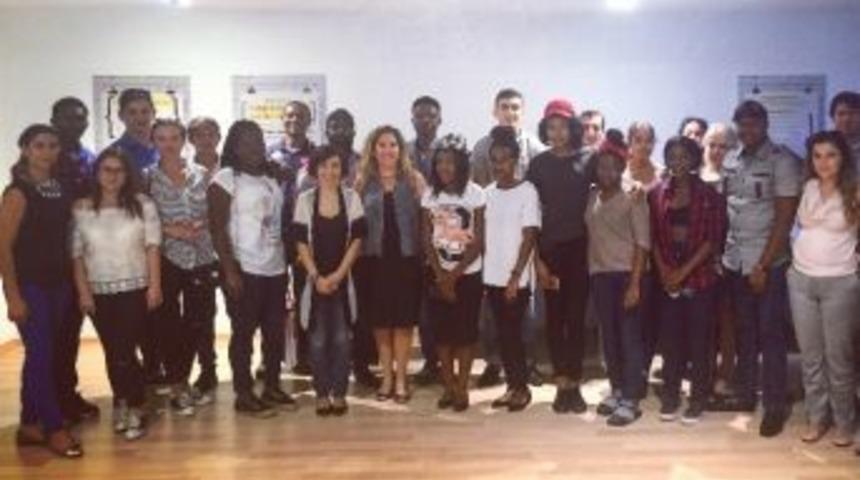 Yakın Doğu &Uuml;niversitesi &Ouml;ğrencileri Avrupa Birliği Diller G&uuml;n&uuml; Etkiliğine Katıldı