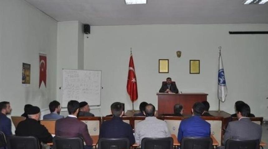 Iğdır’da Din Görevlilerine “ezanı Güzel Okuma Hizmet İçi Eğitim Kursu”