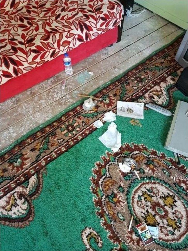 Anne Ve İki Oğlu Uyuşturucudan Tutuklandı G3