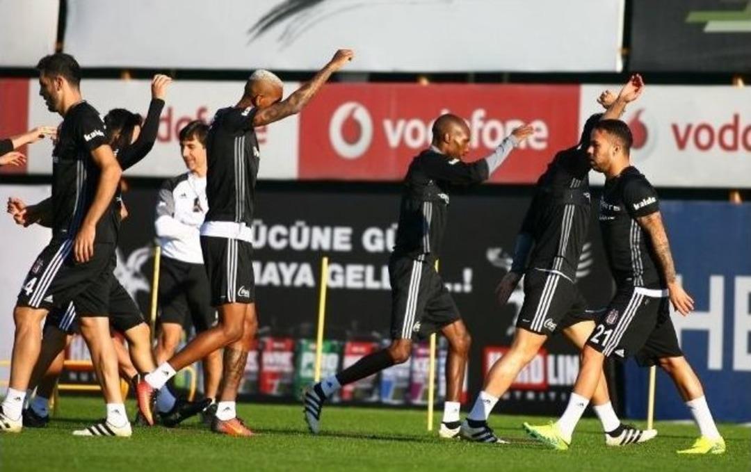 Beşiktaş, Kayserispor Ma&ccedil;ı Hazırlıklarını S&uuml;rd&uuml;rd&uuml;