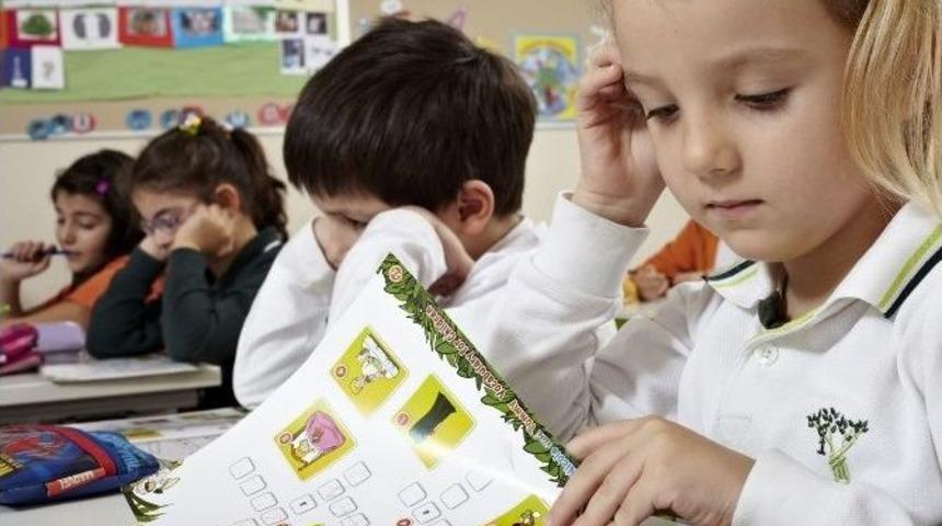 Yaz Saatinin Sabitlenmesi Okula Yeni Başlayan Miniklere Yaradı