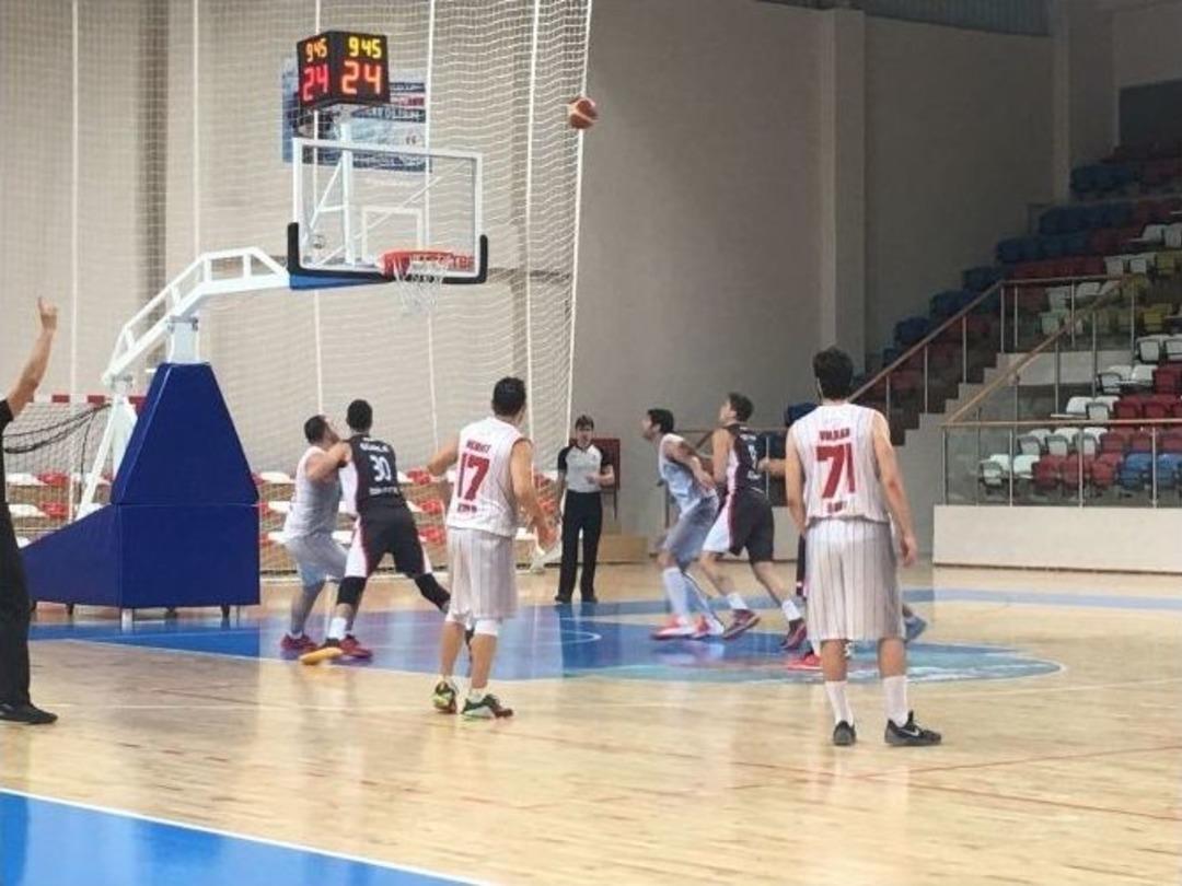 15 Temmuz Şehidi Anısına D&uuml;zenlenen Basketbol Turnuvası