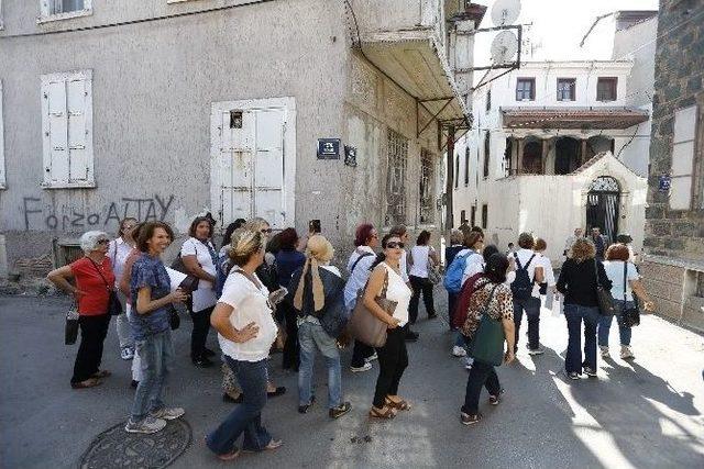 Altın G&uuml;n&uuml;ne Değil, Kent Gezisine Gidiyorlar 1