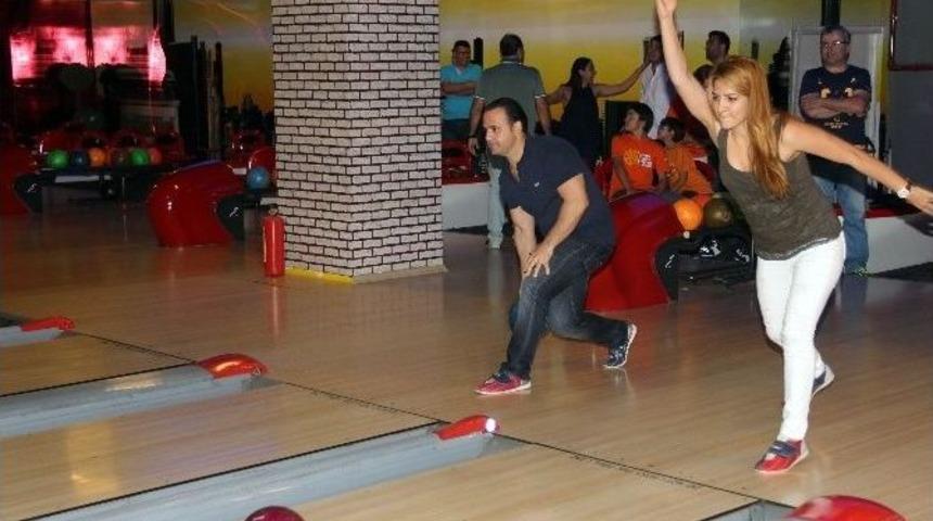 Bowling Turnuvasında Kazanan Altınokta K&ouml;rler Derneği Oldu