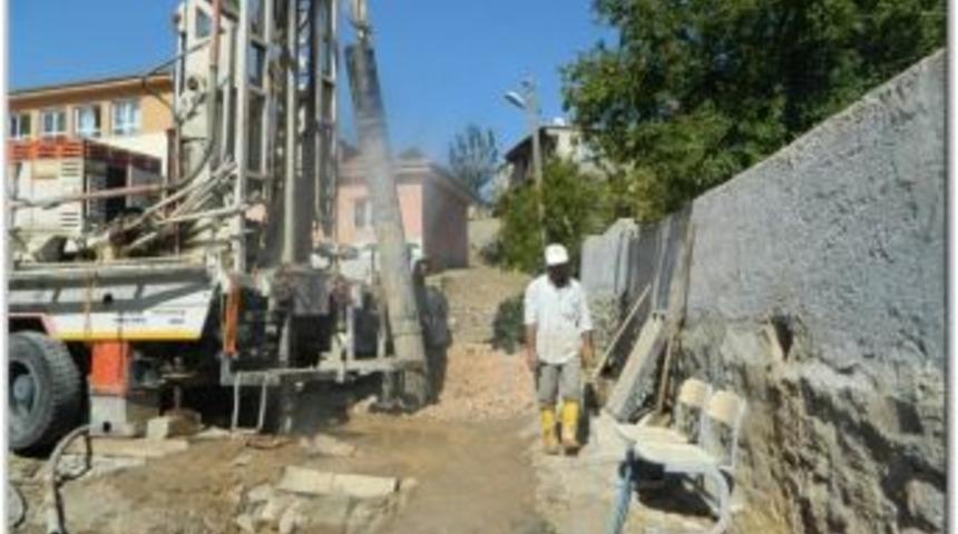 İl &Ouml;zel İdaresinin Parke D&ouml;şemesi İle Sondaj &Ccedil;alışmaları S&uuml;r&uuml;yor