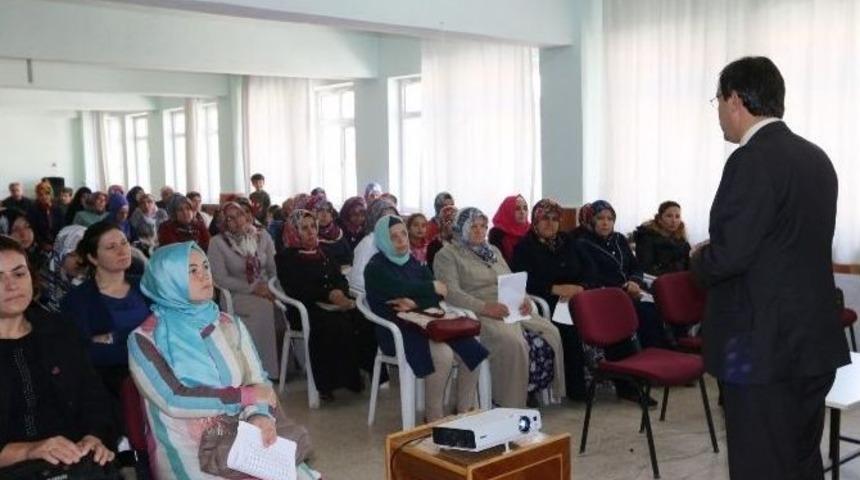 K&uuml;tahya İl Milli Eğitim M&uuml;d&uuml;r&uuml; D&uuml;lger, Veli İletişim Programına Katıldı