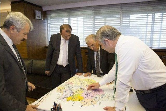 Büyükşehir’de Yol Zirvesi 1