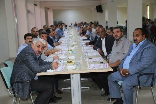 Ekinci Zahireciler Borsası Esnafıyla Bir Araya Geldi 1