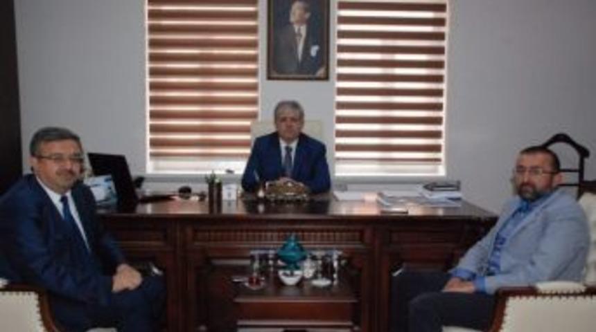 Başkan Yurdunuseven, M&uuml;ft&uuml;s&uuml; Kabuk&ccedil;u&rsquo;yu Ziyaret Etti