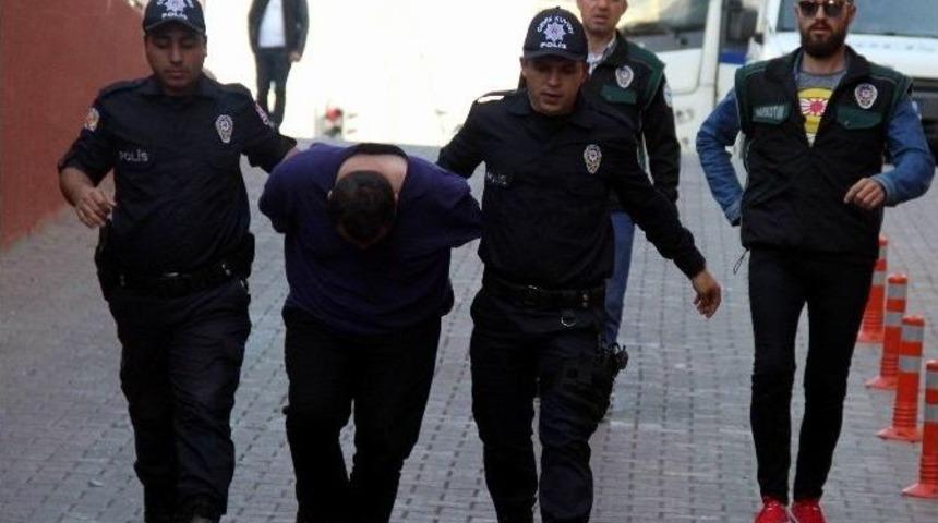 Uyuşturucu Tacirleri Adliyeye &Ccedil;ıkarıldı