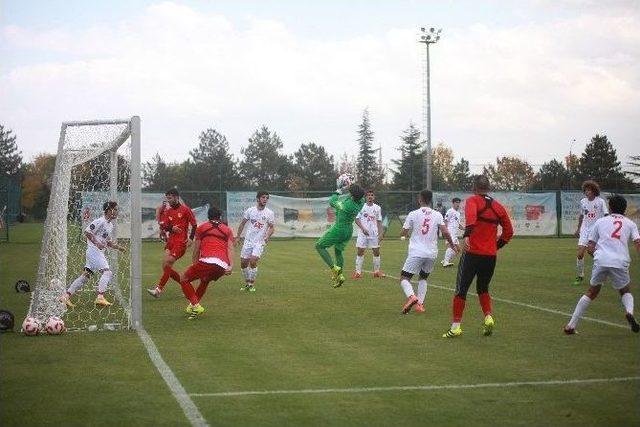 Eskişehirspor, U-21 Takımı İle Karşılaştı