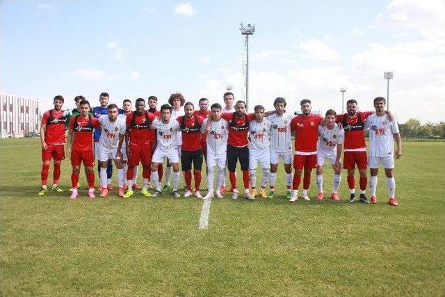 Eskişehirspor, U-21 Takımı İle Karşılaştı