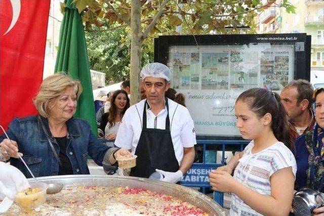 İki Pazarda 7 Bin Kişilik Aşure Dağıtıldı 1