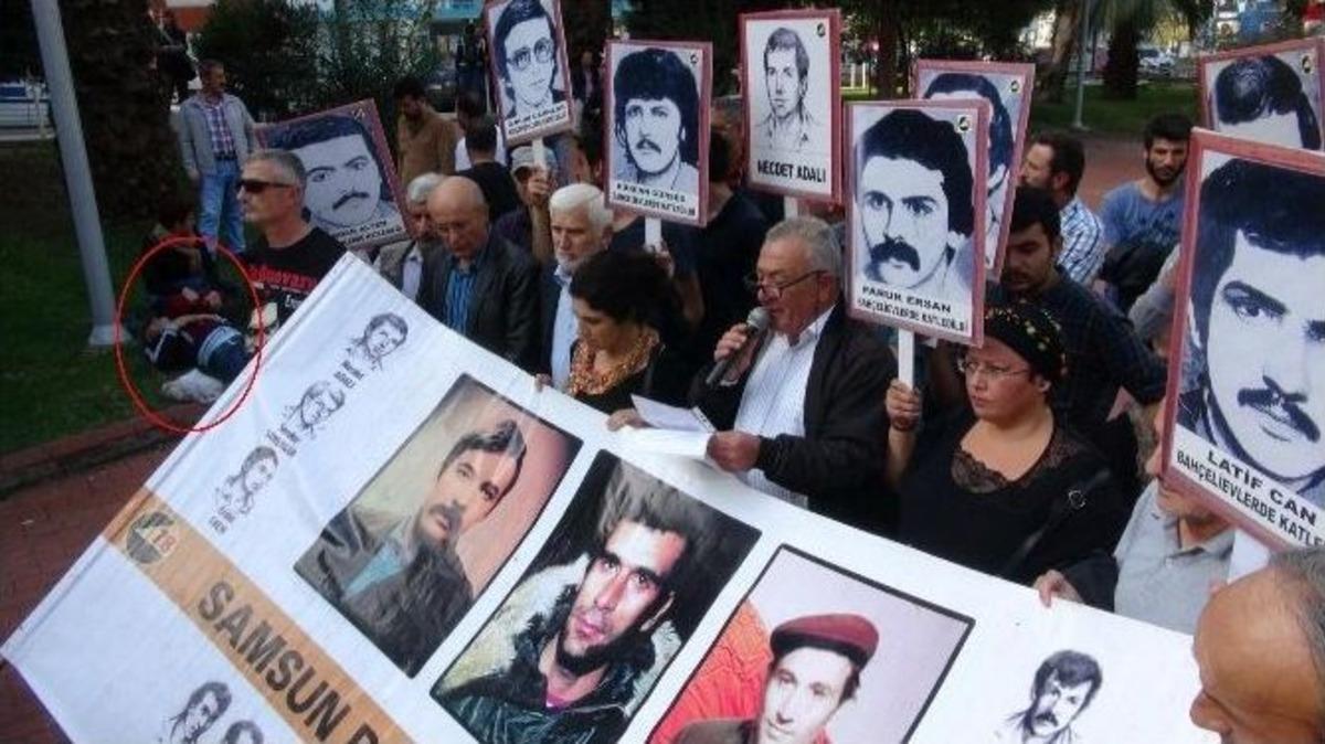 Eylemciler, Yanlarında Baygınlık Ge&ccedil;iren Yaşlı Adamı Umursamadı