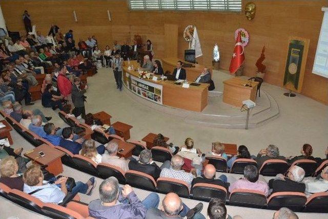 Akhisar’daki Deprem Masaya Yatırıldı