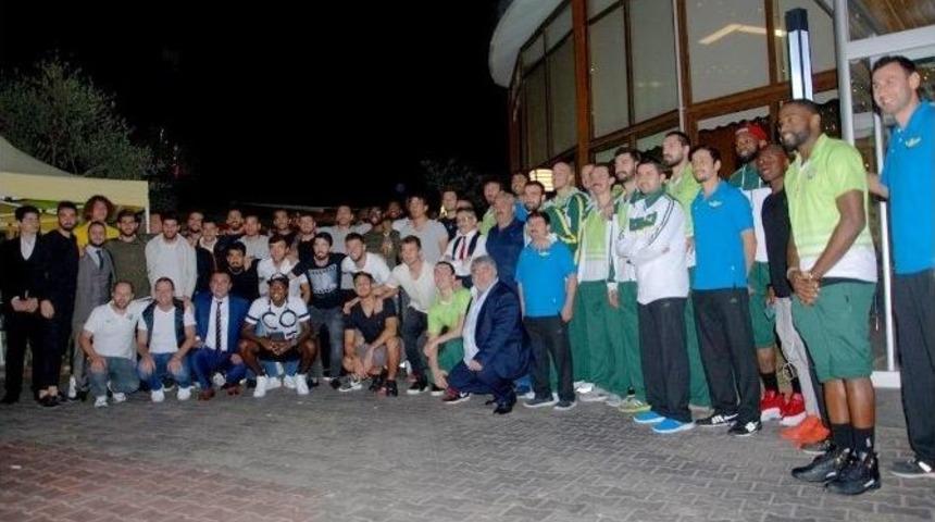 Akhisar Belediyespor&rsquo;a Sponsorlardan Moral Yemeği