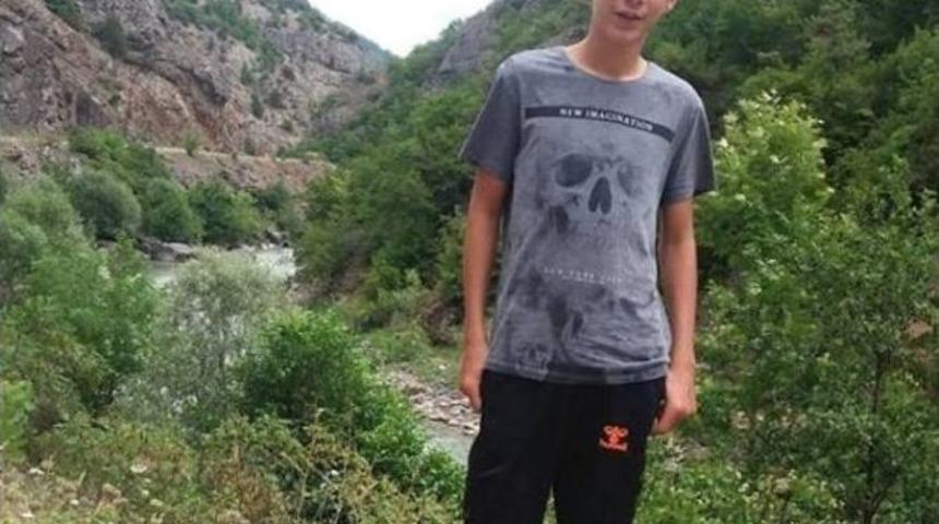 Ağır Yaralanan Motosiklet S&uuml;r&uuml;c&uuml;s&uuml; Hayatını Kaybetti