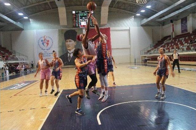 T&uuml;rkiye Kadınlar Basketbol Ligi 1