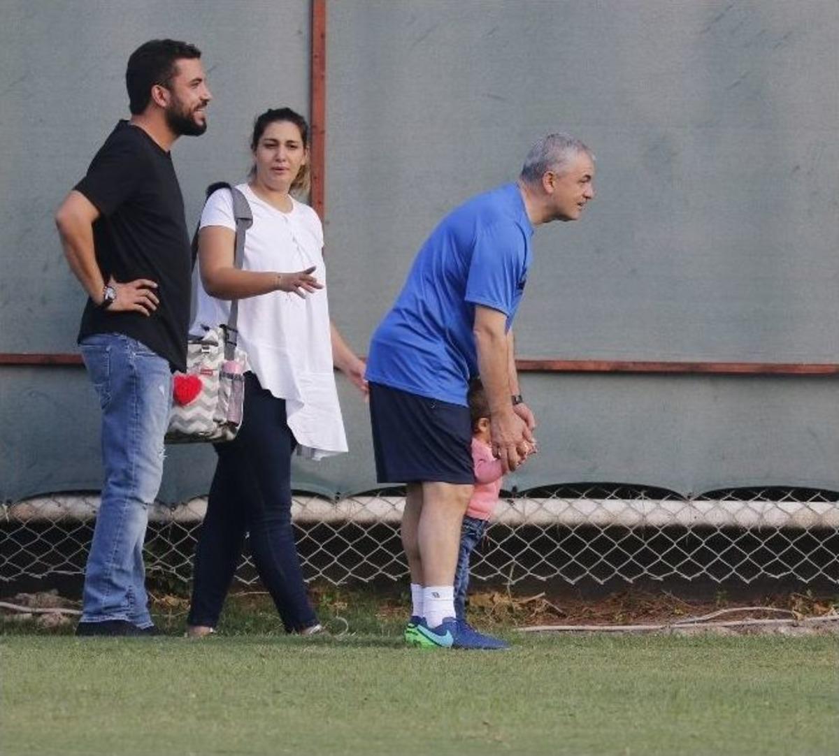 &Ccedil;alımbay&rsquo;a İlk Antrenmanında &rsquo;torun&rsquo; S&uuml;rprizi