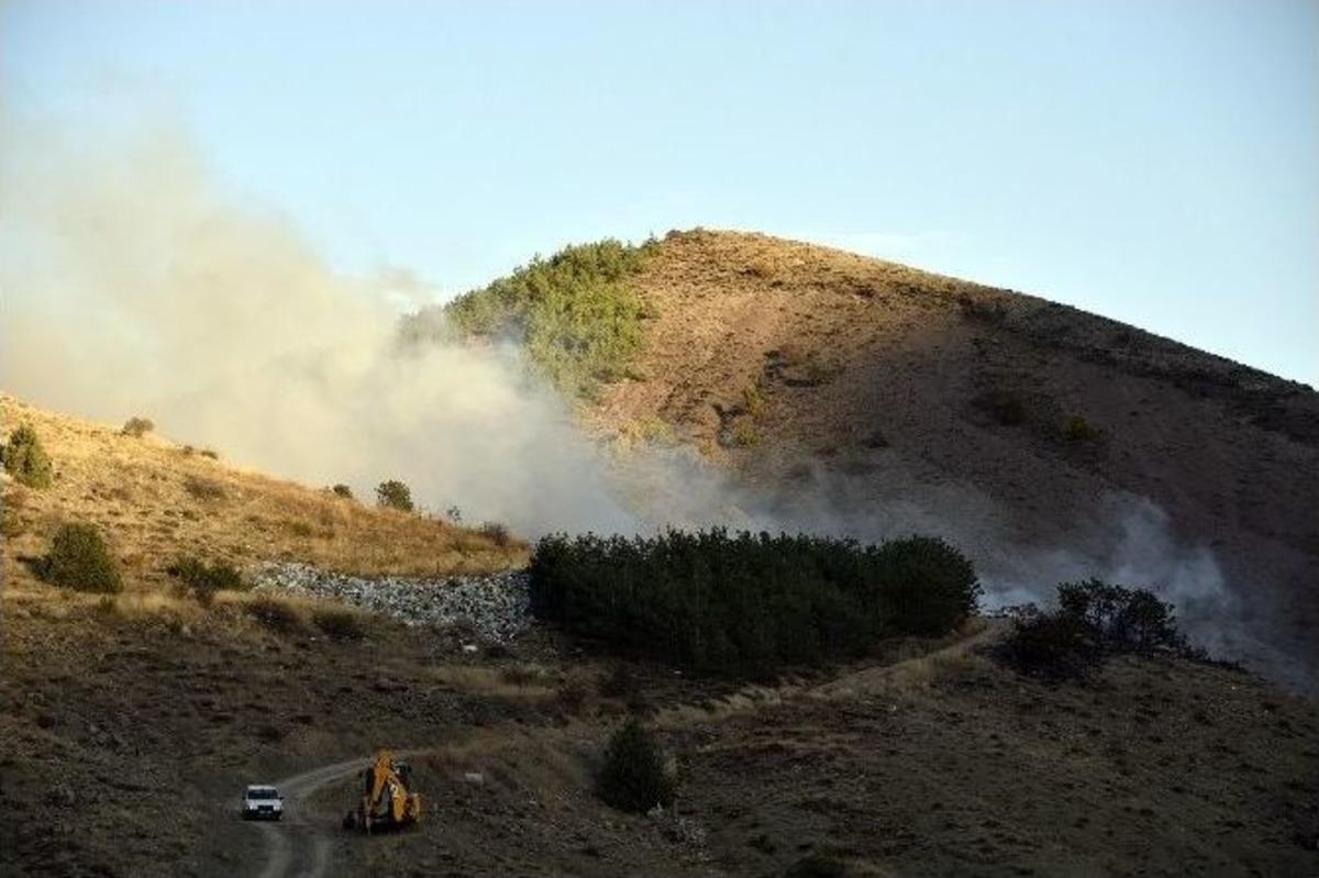 G&uuml;m&uuml;şhane&rsquo;de İki Ayrı Orman Ve &Ouml;rt&uuml; Yangını