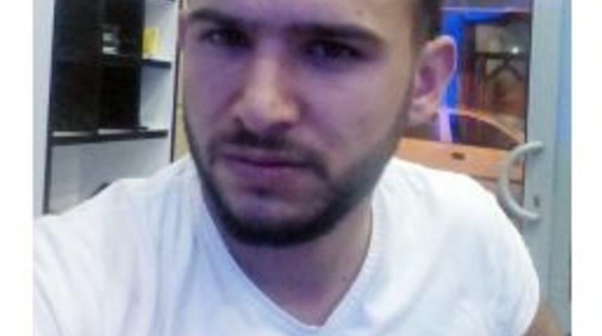 Diyarbakır&rsquo;da Hendek Ve Barikatlara Tepki G&ouml;steren Vatandaş, Pkk Tarafından Katledildi