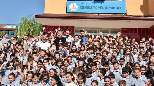 Başkan Tütüncü’den Çocuklara Güzel İnsan Olma Kitabı