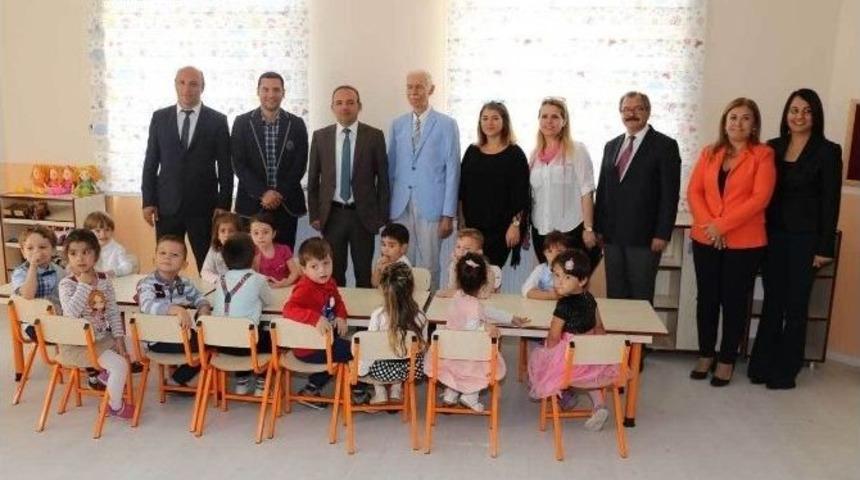 Burhaniye De Hayırsever Okulu T&ouml;renle A&ccedil;ıldı