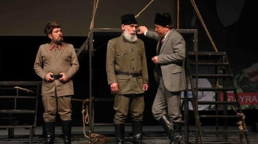 Bayraklı&rsquo;da Belediye Tiyatrosu Kuruluyor