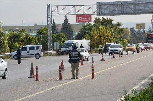 Eskişehir’de Şüpheli Araç Durduruldu