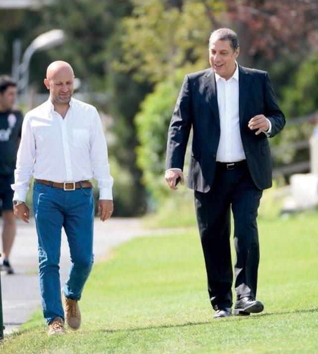 Nazifoğlu: "galatasaray&rsquo;ın Kalbini Bize Emanet Ettiler" 1