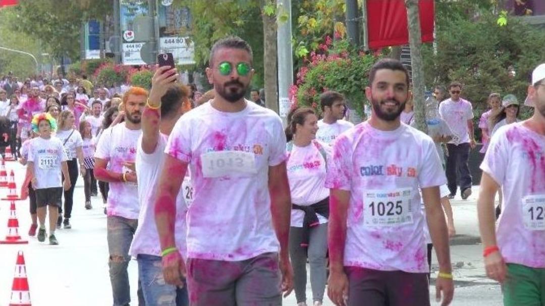 Kadık&ouml;y "otizm Koşusu" İle Renklendi