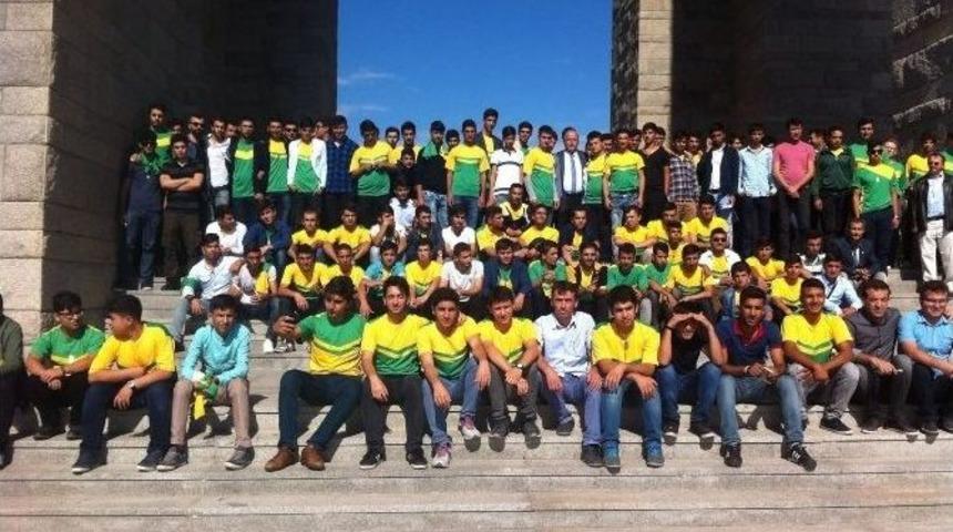 Şanlıurfalı Lise &Ouml;ğrencilerinden &Ccedil;anakkale&rsquo;de Anlamlı Mesaj