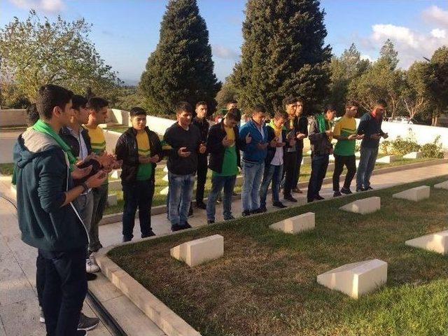 Şanlıurfalı Lise &Ouml;ğrencilerinden &Ccedil;anakkale&rsquo;de Anlamlı Mesaj 1