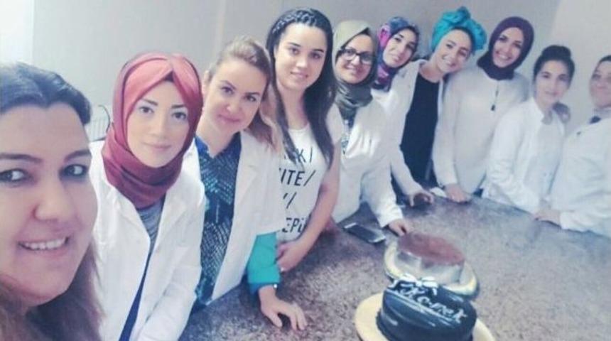 Komek&rsquo;te Kurum İ&ccedil;i Eğitimler S&uuml;r&uuml;yor