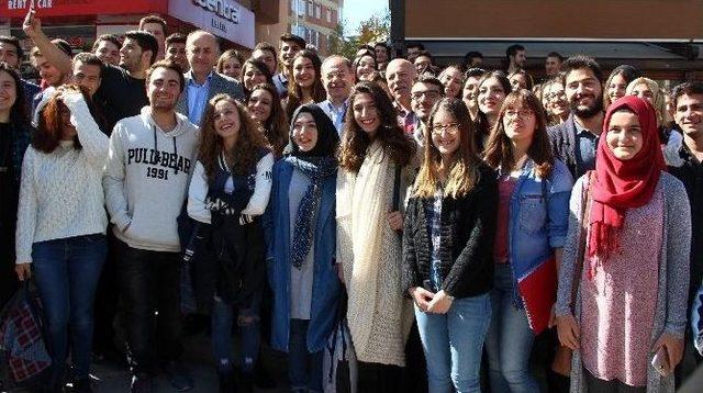 Bakan Akdağ, Şemdinli&rsquo;deki Hain Ter&ouml;r Saldırısını Kınadı 1