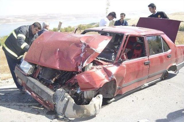 Kahta’da Trafik Kazası: 1 Ağır Yaralı