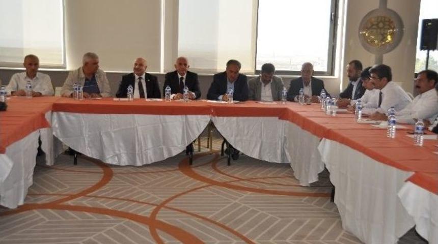 Adıyamanlılar Vakfı Yıllık Burs İstişare Toplantısını Ger&ccedil;ekleştirdi