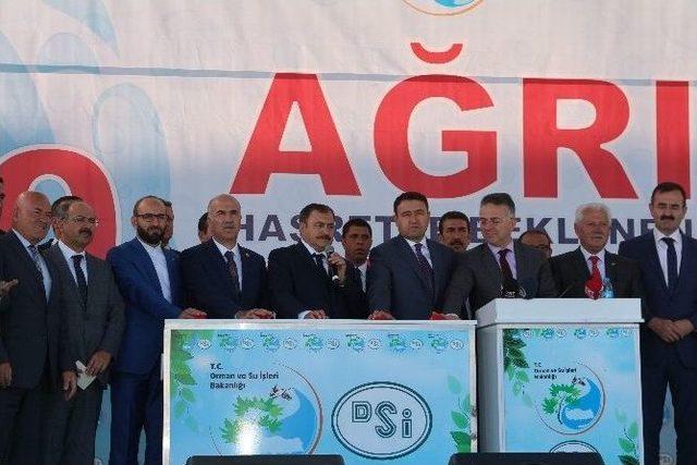 Bakan Eroğlu Ağrı’da Toplu Açılış Törenine Katıldı