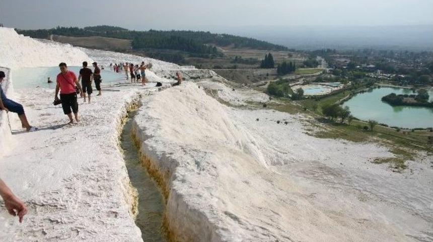 Basın Mensupları Travertenlere Hayran Kaldı