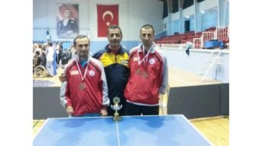 Hakkari Masa Tenisinde T&uuml;rkiye &Uuml;&ccedil;&uuml;nc&uuml;s&uuml; Oldu