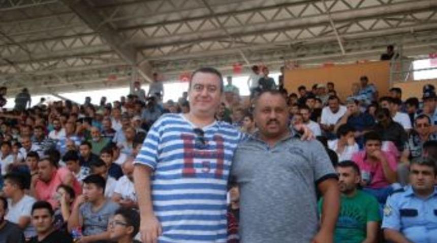 Silifke Şehir Stadı&rsquo;na 400 Kişilik Ek Trib&uuml;n Yapılacak