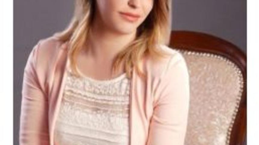 Ciltte Oluşan &Ccedil;atlaklara Dikkat