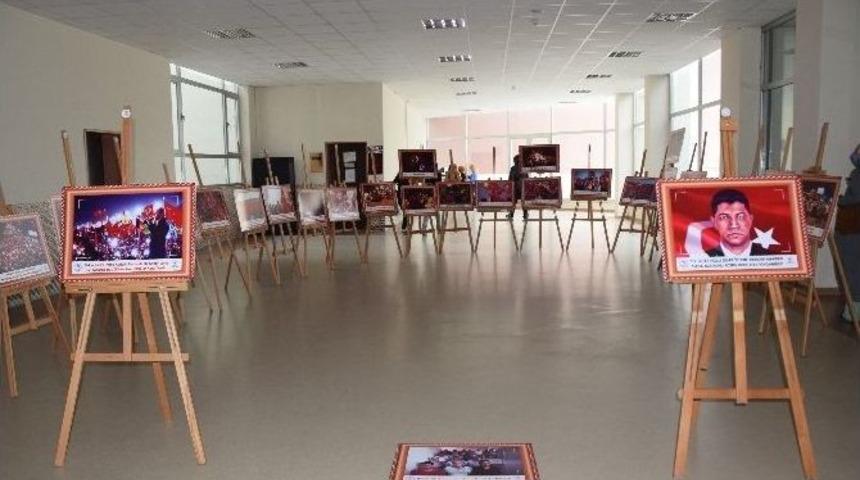 &Ouml;ğrencilerden 15 Temmuz Şehitleri Anısına Fotoğraf Sergisi