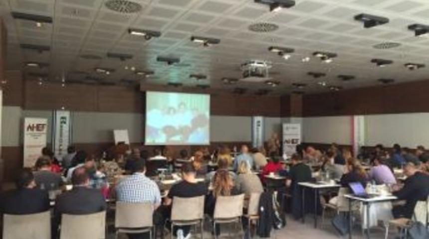 Berko İla&ccedil; &rsquo;dermatoloji K&ouml;pr&uuml;s&uuml; Toplantıları&rsquo; Başladı