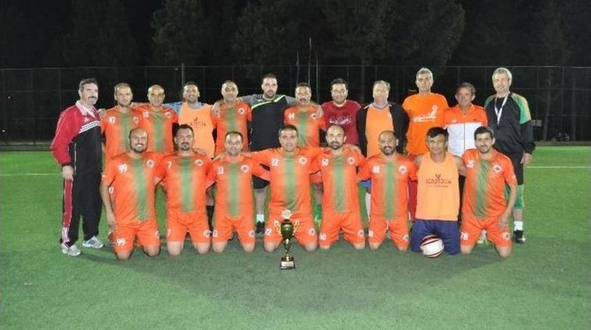Adana G&uuml;neşi Veteranlar T&uuml;rkiye Şampiyonu Oldu