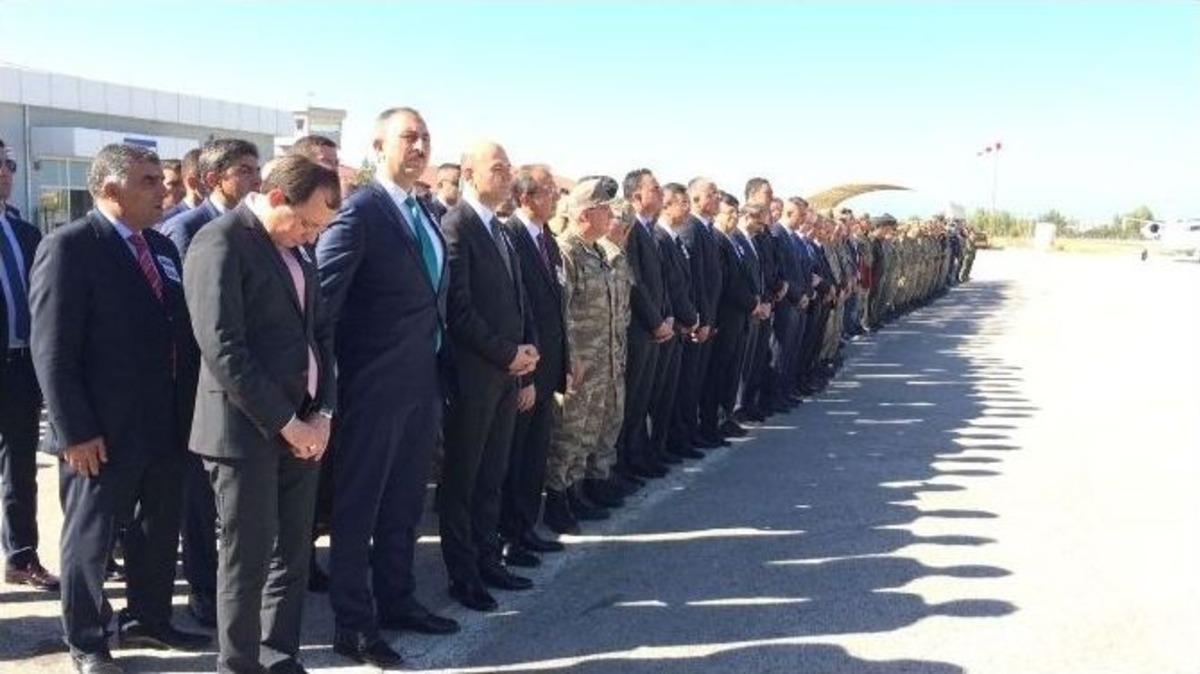 Şemdinli Şehitleri Uğurlandı