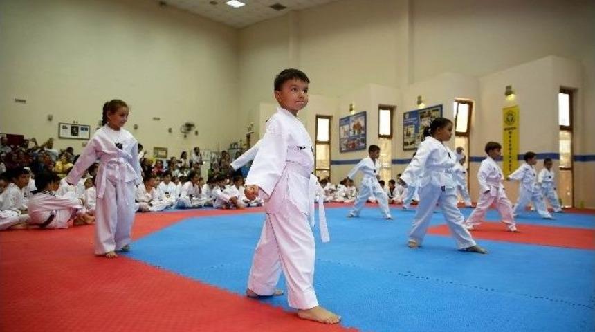 Buca&rsquo;nın Demir Yumruklarından Kıyasıya M&uuml;cadele