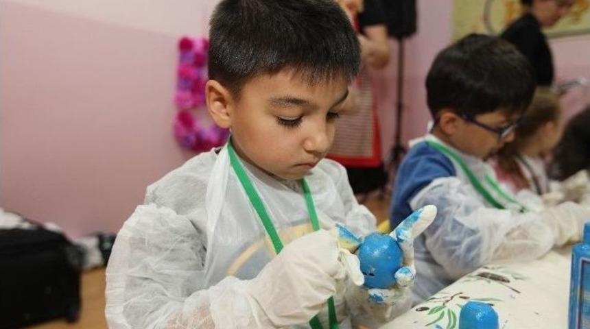 Yenimahalle&rsquo;de Minikler Kendi Kuklalarını Yaptı