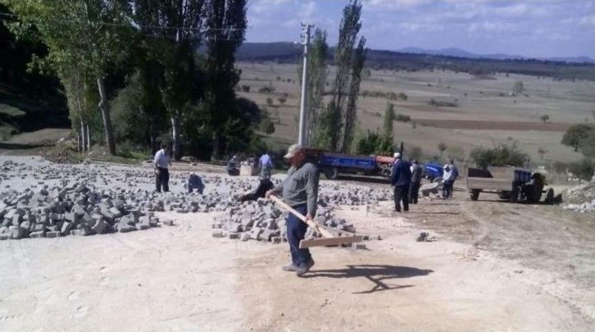 K&ouml;yde, İmece Usul&uuml; Yol Genişletme &Ccedil;alışması