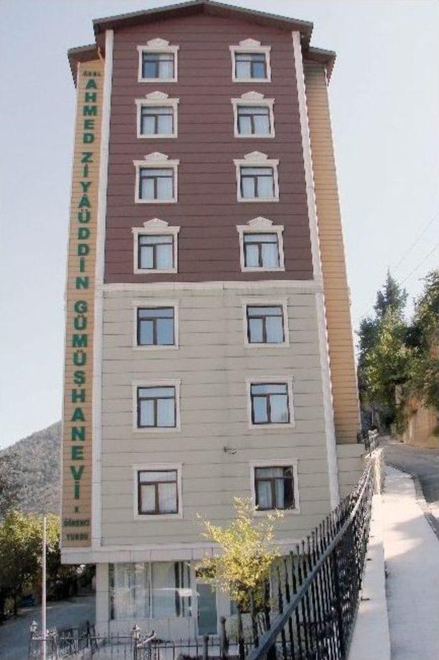 Gümüşhane’de Öğrenciler Yurt Arıyor, Milletin Yurdu Atıl Duruyor 1